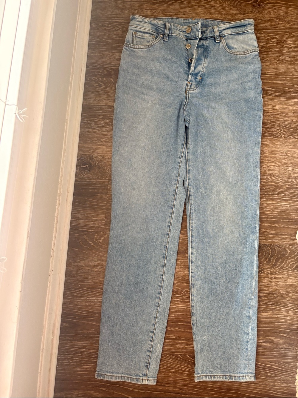 H&M Light Blue High-Rise Straight Jeans